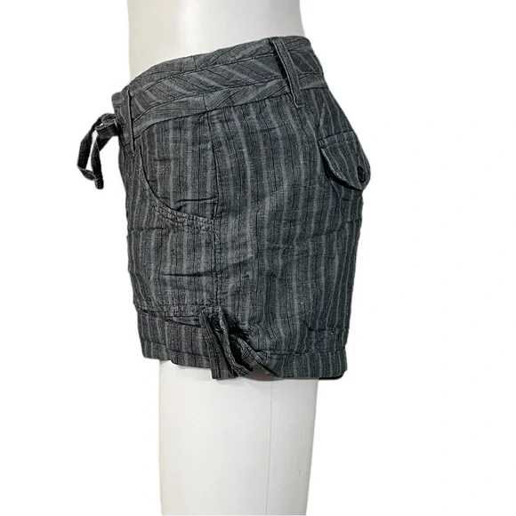 Banana Republic Gray Striped Shorts - Picture 3 of 8